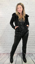 Load image into Gallery viewer, Faux Fur Vest