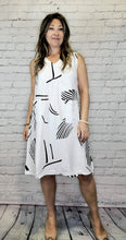 Load image into Gallery viewer, Abstract Shift Dress