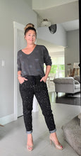 Load image into Gallery viewer, The Sweetheart Sweater