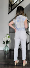 Load image into Gallery viewer, White Ankle Jeans