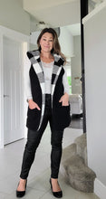 Load image into Gallery viewer, Plaid Reversible Vest