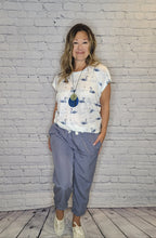 Load image into Gallery viewer, Swan Tee