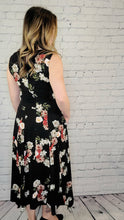 Load image into Gallery viewer, A-line Black Floral Dress with Pockets
