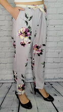 Load image into Gallery viewer, Lilac Floral Pants