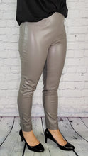 Load image into Gallery viewer, Faux Leather Tregging