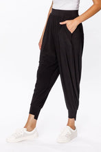 Load image into Gallery viewer, Ankle Detailed Jogger