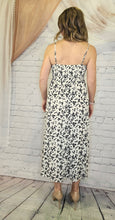 Load image into Gallery viewer, Floral Garden Dress
