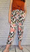 Load image into Gallery viewer, Floral Joggers
